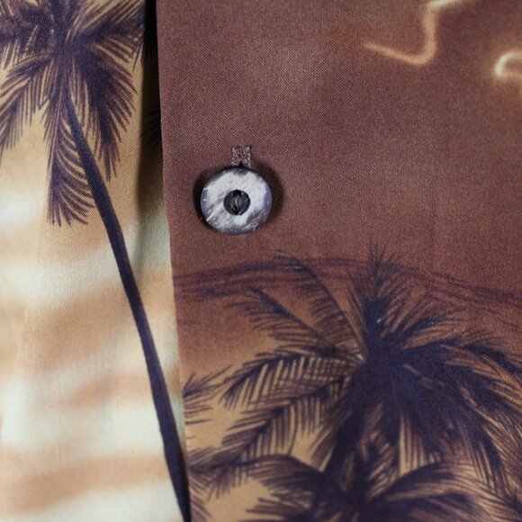 Vintage Hawaiian Shirt - Brown Island Pattern by Made in Hawaii - Men's Small - Picture 5 of 10